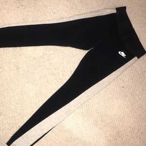 Nike leggings